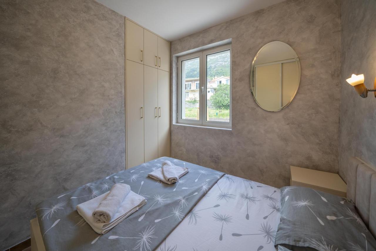 Apartman Anja Рисан Экстерьер фото