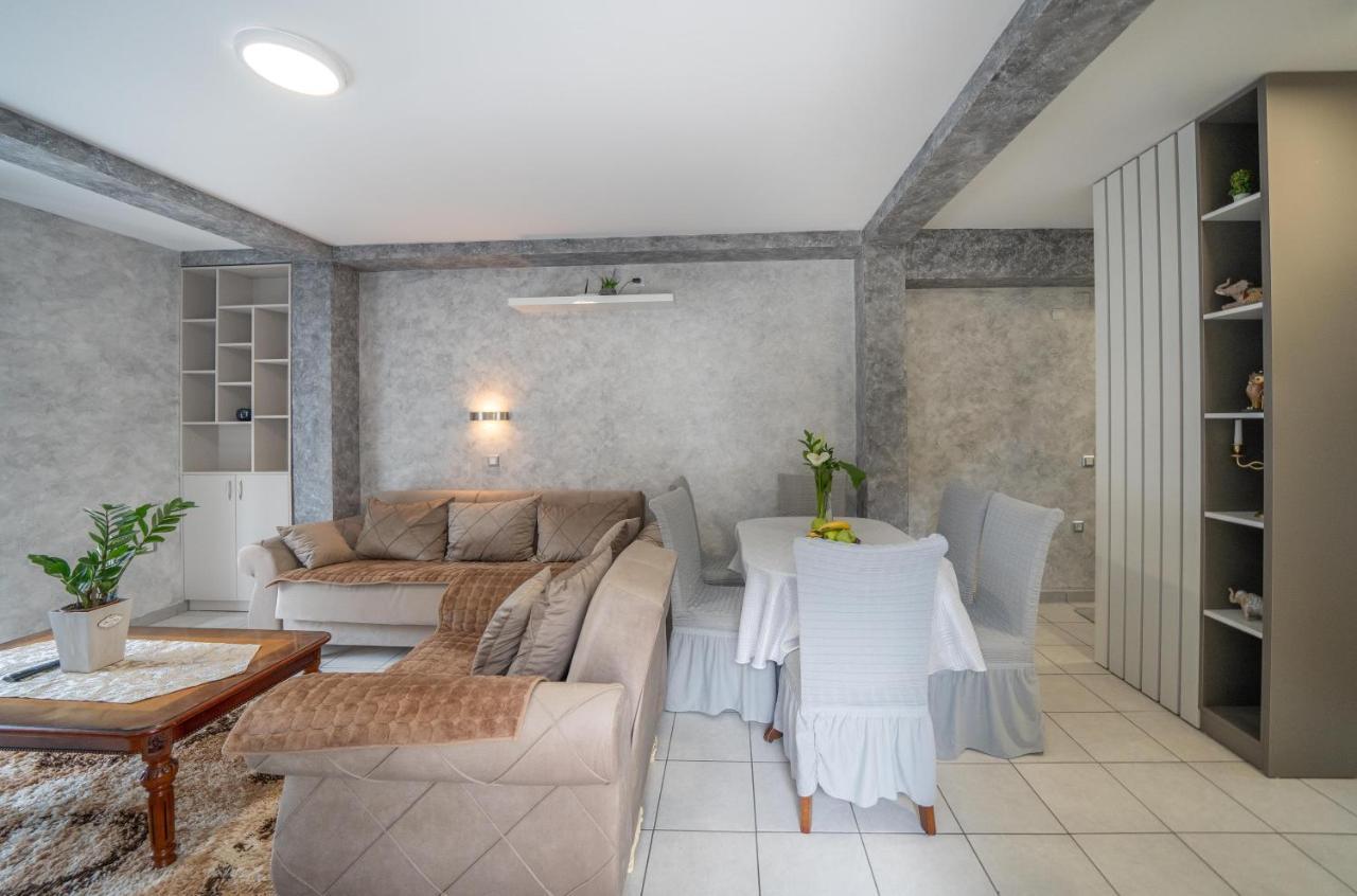 Apartman Anja Рисан Экстерьер фото